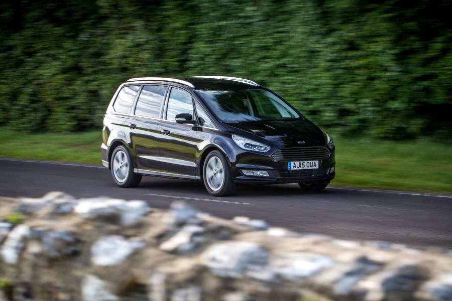  Ford Galaxy 2015 года  (UK) (фото 22 из 27)